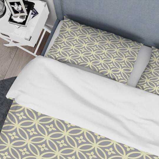 Designart 'Retro Ornamental Pattern II' Mid-Century Duvet Cover Set